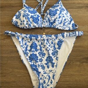 SHEIN Blue and White Floral Bikini